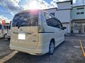 2013 Nissan Serena