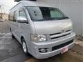2006 Toyota Hiace Commuter