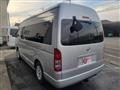 2006 Toyota Hiace Commuter