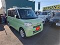 2012 Daihatsu Tanto