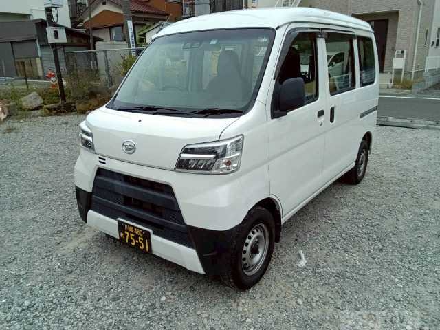 2020 Daihatsu Hijet Cargo