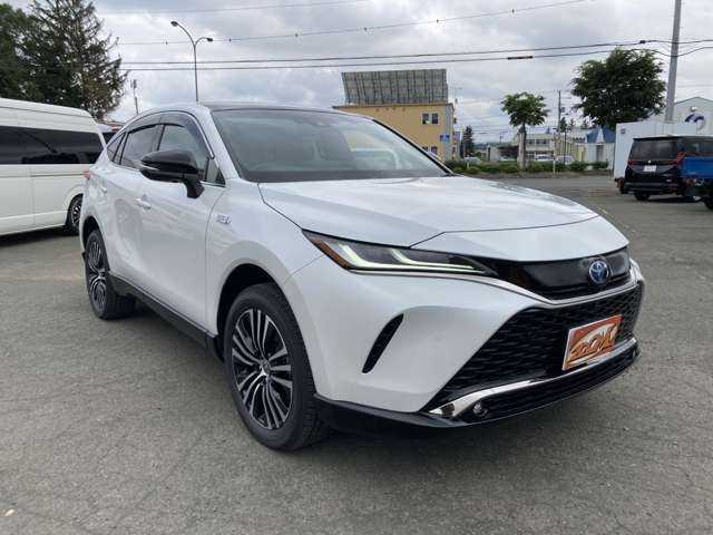 Toyota Harrier 2023 — фото 10 купить в Москве