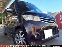2010 Nissan ROOX