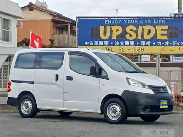 2013 Mitsubishi Delica Van