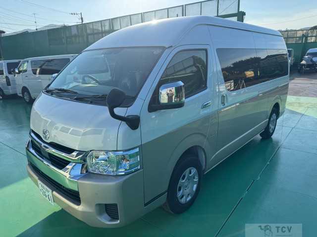 2025 Toyota Hiace Wagon