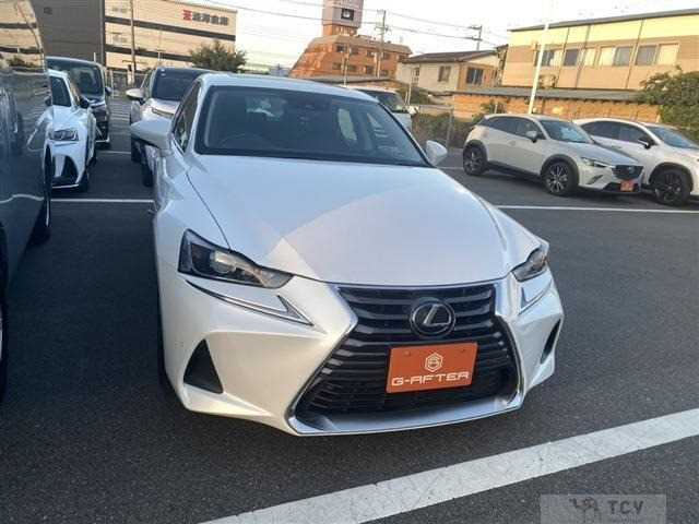 2020 Lexus IS