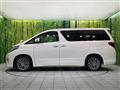 2013 Toyota Alphard