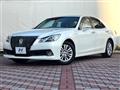 2013 Toyota Crown Hybrid