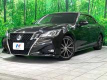 2015 Toyota Crown Hybrid
