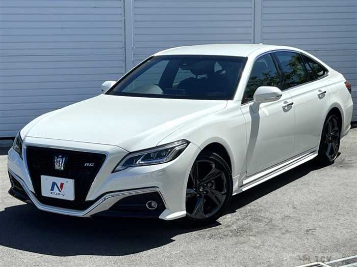 2020 Toyota Crown Hybrid