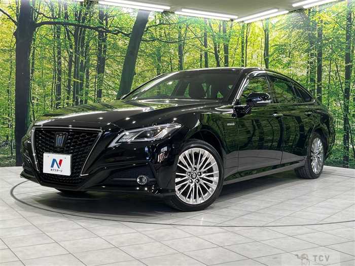 2020 Toyota Crown Hybrid