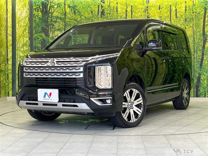 2021 Mitsubishi Delica D5