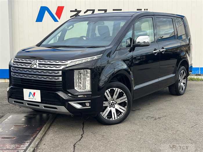 2022 Mitsubishi Delica D5