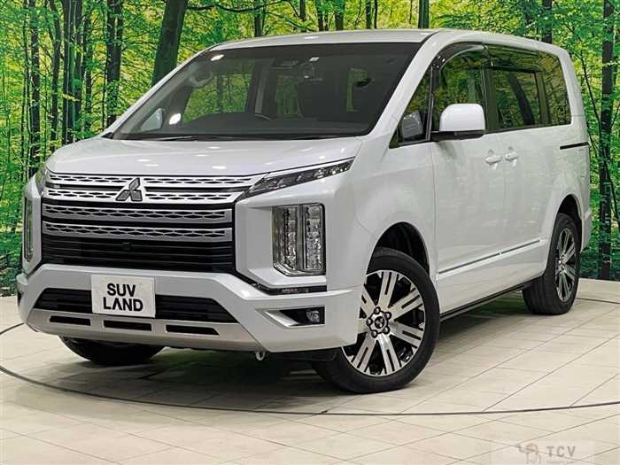 2022 Mitsubishi Delica D5