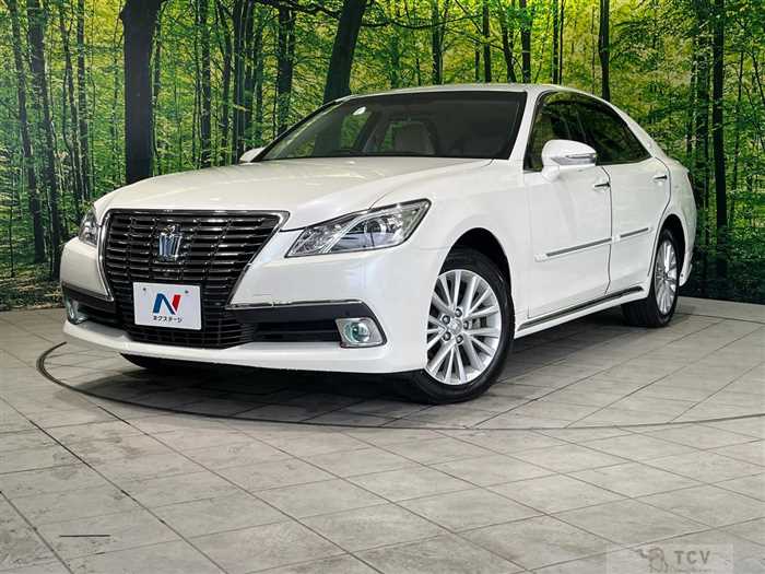 2013 Toyota Crown