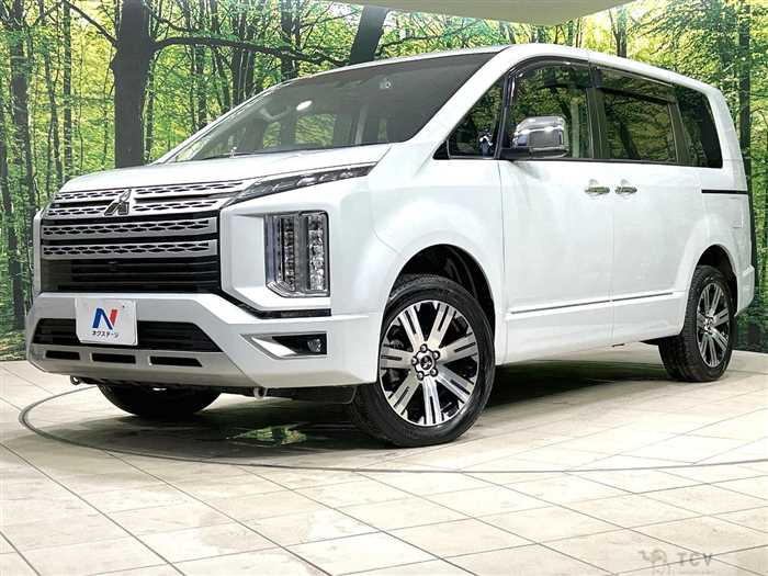 2024 Mitsubishi Delica D5