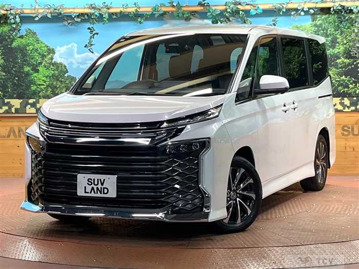 2023 Toyota Voxy