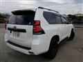2022 Toyota Land Cruiser Prado