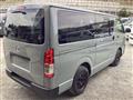 2006 Toyota Hiace Van
