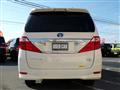 2013 Toyota Alphard Hybrid