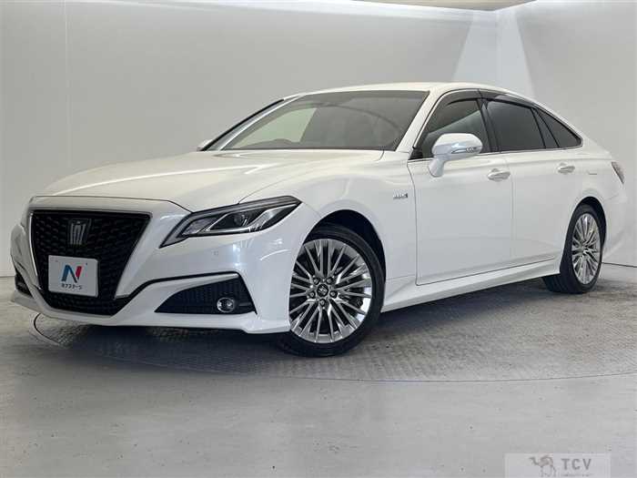 2020 Toyota Crown Hybrid
