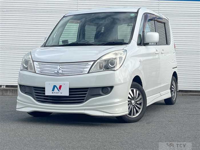 2011 Mitsubishi Delica D2