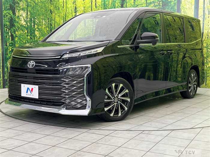 2022 Toyota Voxy
