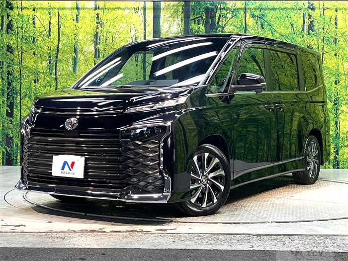 2024 Toyota Voxy