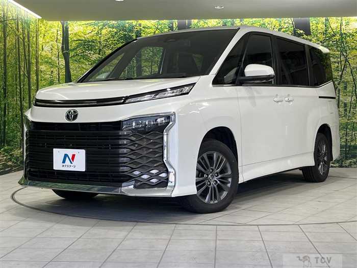 2023 Toyota Voxy