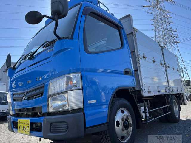 2013 Mitsubishi Canter