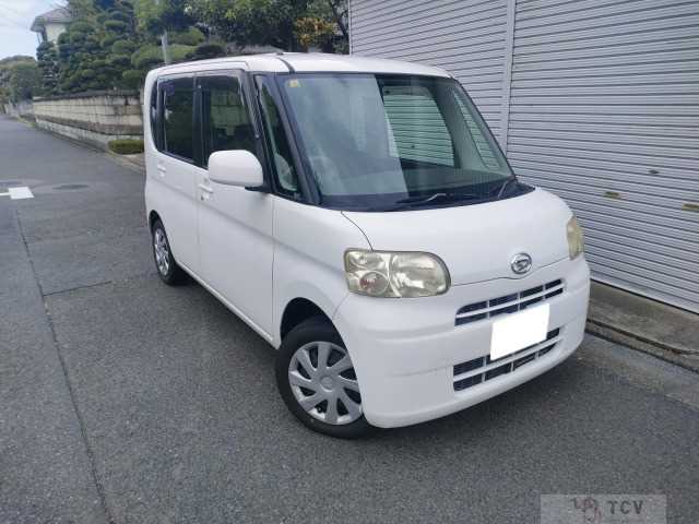 2010 Daihatsu Tanto