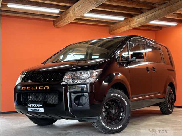 2010 Mitsubishi Delica D5