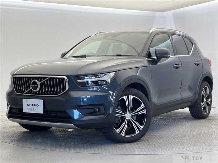 2020 Volvo XC40