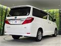 2012 Toyota Alphard Hybrid