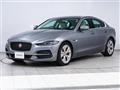 2019 Jaguar XE