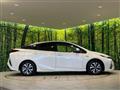 2017 Toyota Prius PHV
