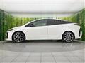 2017 Toyota Prius PHV