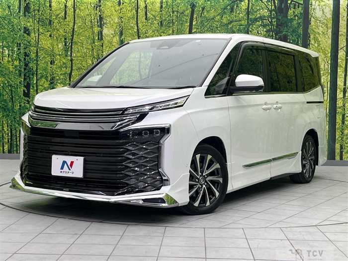 2023 Toyota Voxy