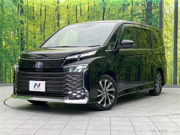 2023 Toyota Voxy