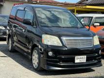 2006 Toyota Noah