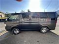 2006 Toyota Hiace Van