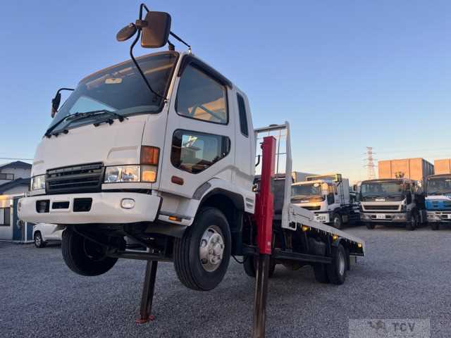 2002 Mitsubishi Fighter