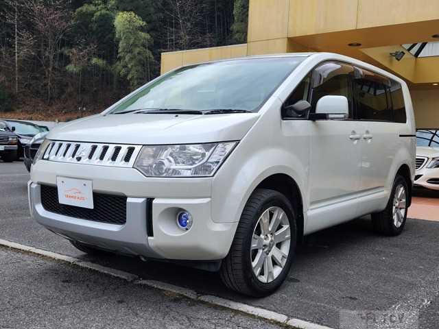 2007 Mitsubishi Delica D5