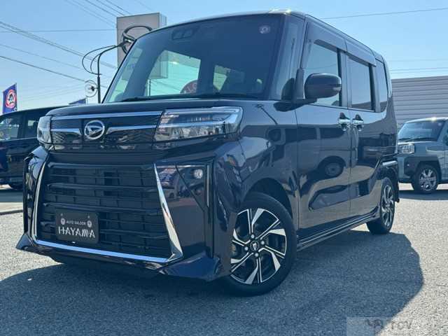 2023 Daihatsu Tanto Custom