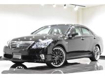 2010 Toyota Crown Hybrid