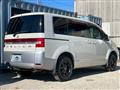 2010 Mitsubishi Delica D5