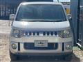 2010 Mitsubishi Delica D5