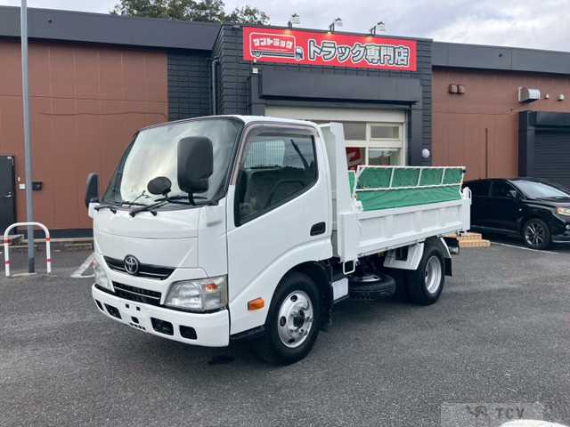 2012 Toyota Dyna Truck