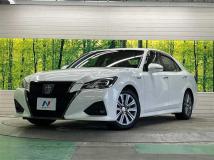 2017 Toyota Crown Hybrid