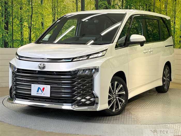 2022 Toyota Voxy